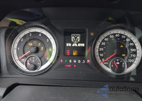 2014 Ram 1500 Express z USA, uszkodzony, nr VIN 1C6RR7KT0ES228225